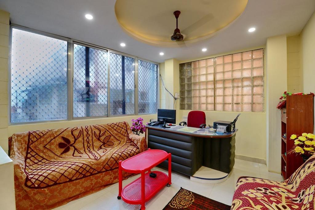 Marina Beach House Hotel Puri Exterior foto